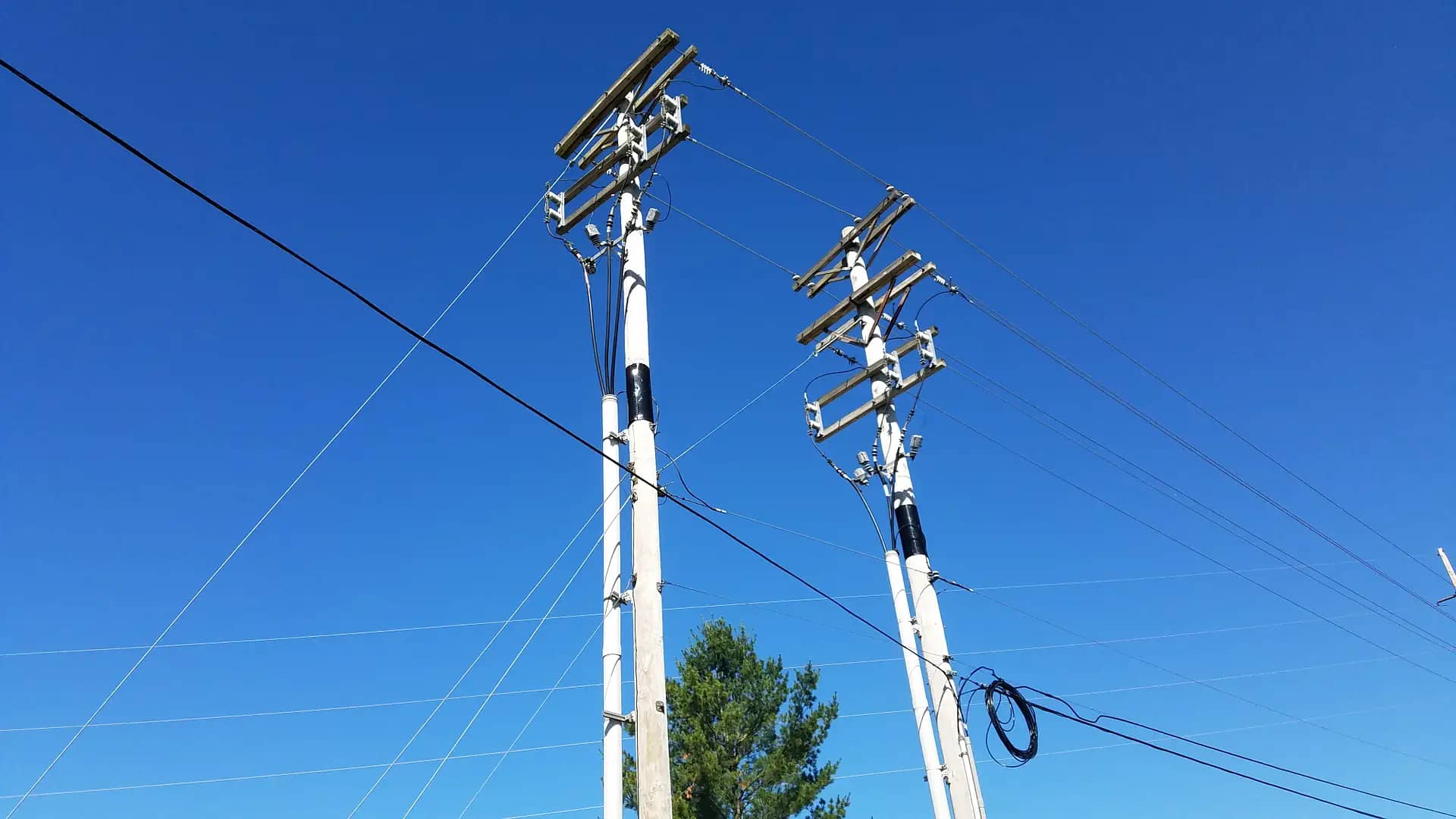 Medium voltage switchgear installation